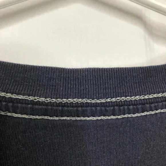 Roots T-Shirt Blue With  Maple Leaf Size Large - Picture 15 of 16